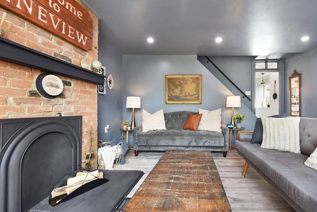 Cozy Retreat Above The